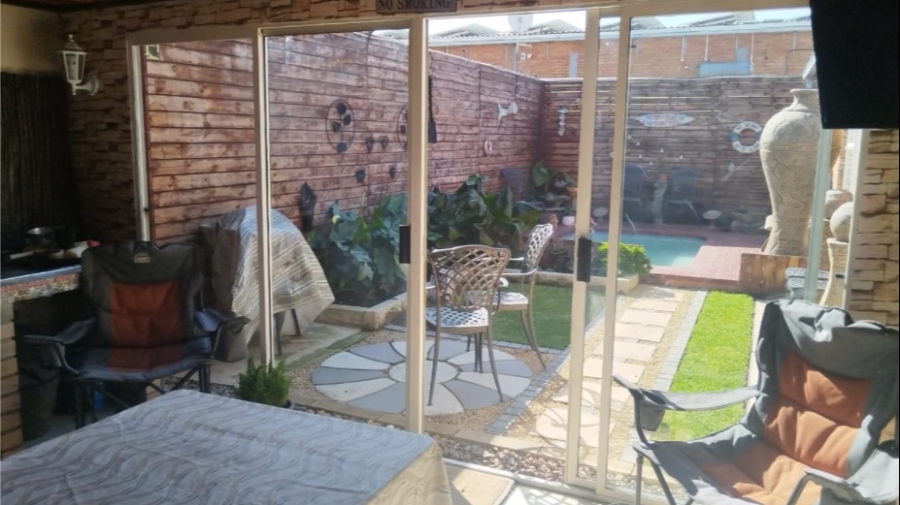 To Let 1 Bedroom Property for Rent in Fauna Free State